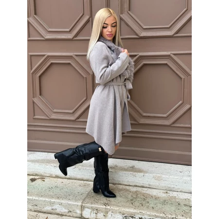 Szürke szőrmegalléros kardigán övvel – női divat, méret nélküli S–L